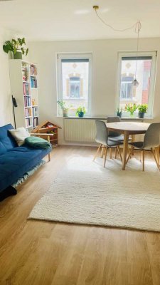 2-Zimmer Wohnung in Jena-Wenigenjena, teilmöbliert, mit Balkon