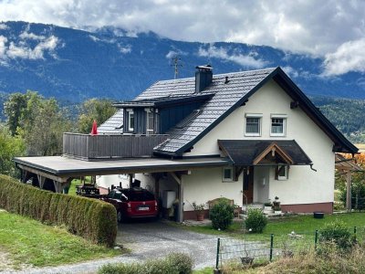 IDYLLISCHES ZWEIFAMILIENHAUS MIT SEEBLICK