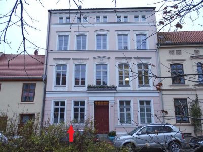 1-Raum Wohnung mit Einbauküche