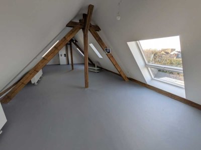 Elegante 2-3-Zimmer Maisonette in Düsseldorf-Oberkassel, 3. OG