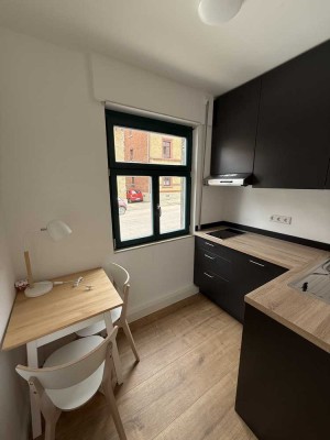 Erstbezug nach Sanierung: 1,5 Zi. Wohnung in Stuttgart Ost mit EBK