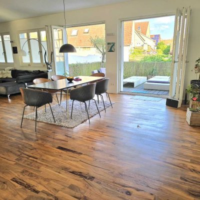 Exklusive 3,5-Raum-Loft mit lux. Innenausstattung mit 2 Balkone und EBK in Stuttgart