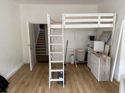 Zuhause mit einem Zimmer in zentraler Lage von Köln