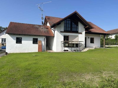 6-Zimmer-Haus in Train inkl. großer Doppelgarage