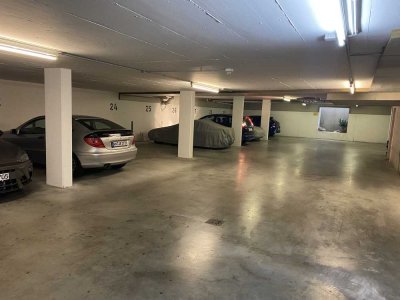 Exklusive, neuwertige 2-Raum-Wohnung mit gehobener Innenausstattung mit EBK in Weissach im Tal
