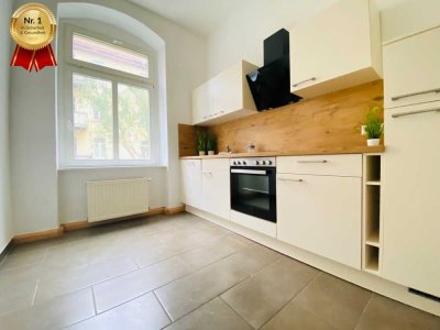 In Renovierung I neue Einbauküche I Bad mit Wanne I Abstellkammer