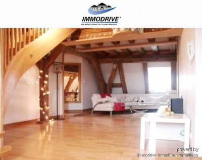 Moderne Maisonette-Wohnung mit historischem Flair !