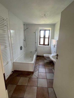 1-Zimmer in 4er WG mit Dachterrasse in Bornheim