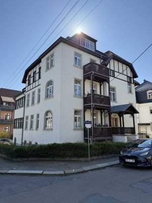 2-Raum-Wohnung mit Balkon und Einbauküche