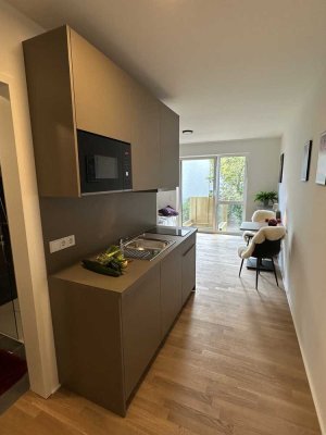 Erstbezug voll möbliert mit Duschbad und Balkon