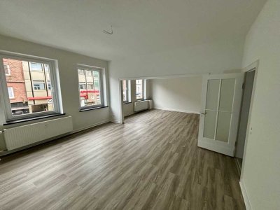 ***Komplett saniert*** große Wohnung in gefragter, zentraler Lage (RÖMBKE IMMOBILIEN KG)