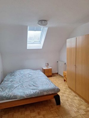 Gemütliche 2-Zimmer-Dachgeschosswohnung in Höxter – Perfekt für Studierende oder Alleinstehende