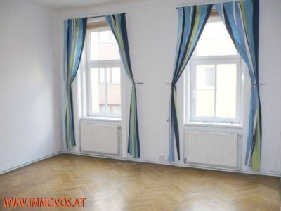 ***STUDIERENDE! ALTBAUWOHNUNG IN CAMPUSNÄHE; WG-EIGNUNG, MÖBLIERTE KÜCHE***
