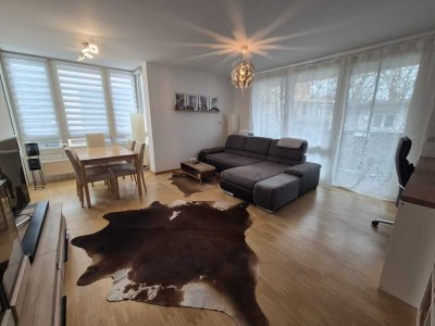 Helle 3-Zi-Whg in zentraler Lage mit 2 Balkonen, TG-Stellplatz + EBK-Übernahme