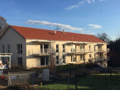 Sonnige 4-Zimmer-Wohnung im Obergeschoss mit Balkon - geförderte Miete ODER geförderte Miete mit Kaufoption - 4 Zimmer