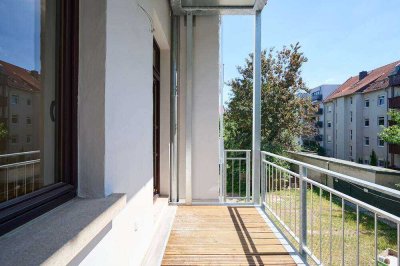 Lichtdurchflutete 3-Zimmer-Wohnung im sanierten Altbau mit Balkon