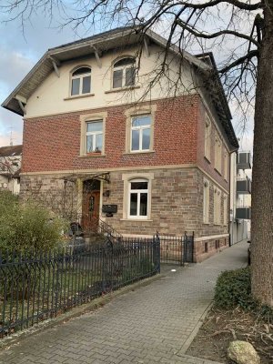 Stilvolle Altbauwohnung mit modernem Komfort in Gründerzeithaus