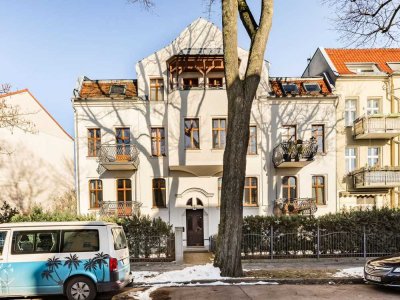 Kapitalanlage mit Perspektive: Altbaucharme, zwei Balkone & Gemeinschaftsgarten in Wilhelmsruh