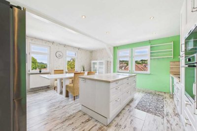 Jugendstil trifft Loft – stilvolle Maisonette mit Charakter und Weitblick