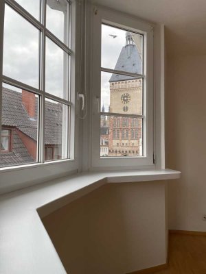 Freundliche 4-Zimmer-Maisonette-Wohnung mit EBK und Blick auf das Altpörtel