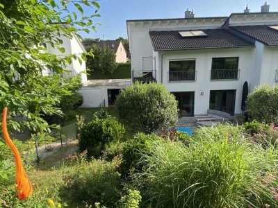 Modernes 4-Zimmer-Reihenhaus mit geh. Innenausstattung und EBK