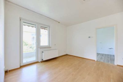 Charmante 2-Zimmer-Wohnung mit Balkon, Tageslichtbad und Kellerraum in gepflegtem 11-Parteienhaus