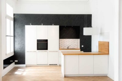 High-Class Altbauwohnung mitten in der Stadt mit exklusiver Einbauküche