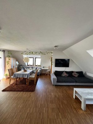 Wohnen mit Charakter: 2-Zimmer-Dachgeschosswohnung in Passau