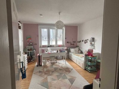 Altbauwohnung mit 5-ZKB in Bielefeld-Mitte