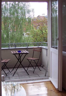 Invest: Ku’damm-nah 2-Zi, Balkon von privat I  46 m² Wohnfl. + Balkon + Keller I  seit 2018 lukrativ