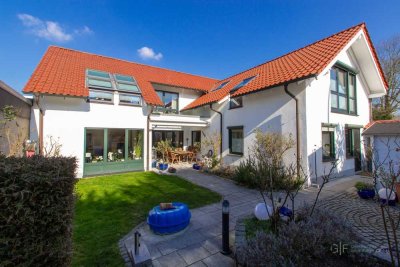 Vielseitiges Architektenhaus mit flexiblen Nutzungsmöglichkeiten – Wohnen & Arbeiten!