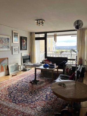 Großzügige helle Wohnung mit viel Platz für die ganze Familie