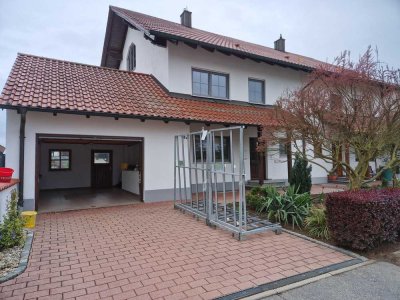Günstige 6-Zimmer-Doppelhaushälfte in Geltolfing Aiterhofen
