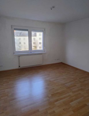 2 Zimmer in der 2. Etage; Wilhelminenstr. 62