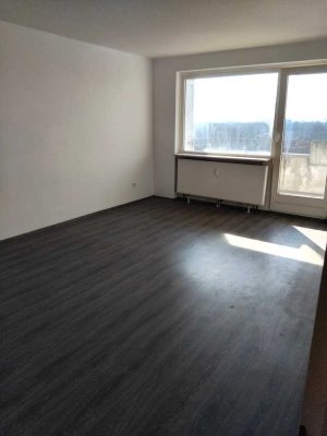 Sehr schöne 3 Zimmer Wohnung mit Balkon in Duisburg zu vermieten, WBS erforderlich