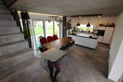 exklusives Einfamilienhaus in schöner Lage - 675