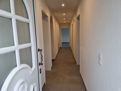 2-Zi-Wohnung in Scherfede mit fast ebenerdigem Zugang, Erstbezug nach hochwertiger Modernisierung