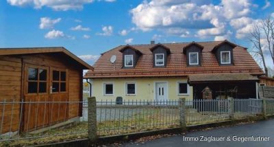 Zweifamilienhaus in Ruhmannsfelden: 
Eine Investitionschance!!