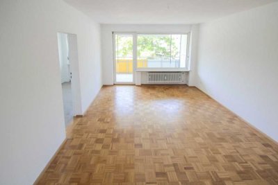 Schöne 2-Zi.-Whg. in zentraler Lage mit Westbalkon und Garage