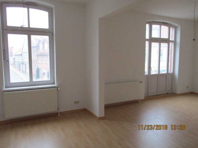 Altstadt Wohnung mit Flair- komplett saniert! direkt am Markt: charmant, hell, großzügig, zentral !