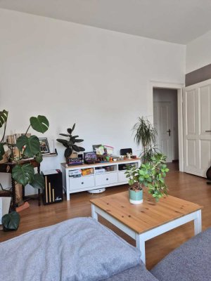 Zwei Zimmer in Poppelsdorf: Helle Wohnung mit Terrasse, Nähe Poppelsdorfer Platz