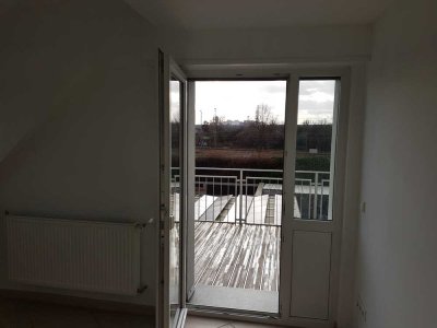 Sanierte 3-Raum-Dachgeschosswohnung mit Balkon in Mannheim