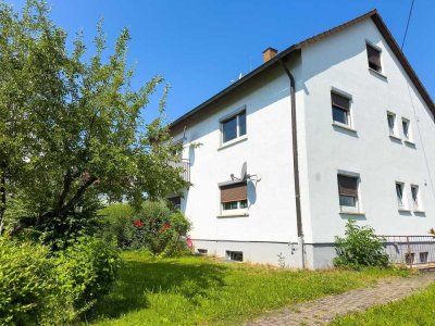 Freistehendes Zweifamilienhaus mit Potenzial in Nürtingen-Enzenhardt!