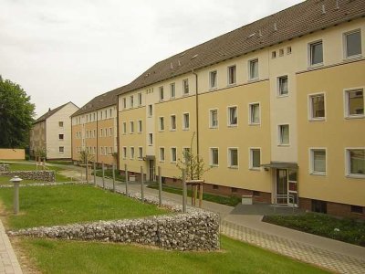 + Schöne Drei-Zimmer-Wohnung mit Balkon +