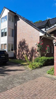 Gepflegte 3-Zimmer Terrassenwohnung mit kl. Garten