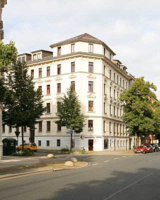 Solide Substanz und schöner Preis I Mega großes Wohnzimmer I 2 Zimmer I EBK I Kapitalanlage I Gohlis