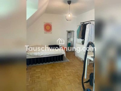 Tauschwohnung: Suche 2 Zimmer-Altbauwohnung - Biete 1-Zimmer in Bestlage