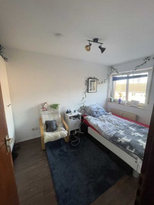 2 Zimmer Dachgeschosswohnung in Köln Mülheim mit Balkon