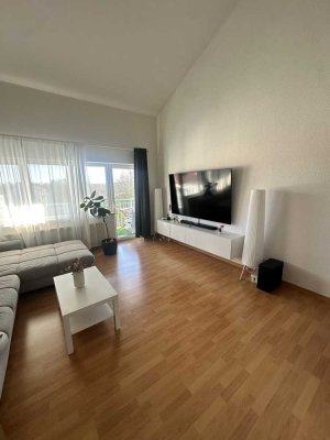 Nachmieter gesucht: Helle 2,5-Zimmer-Wohnung