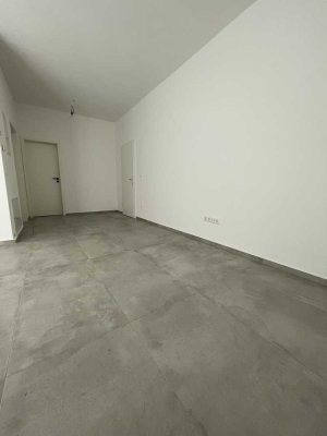 Sanierte Wohnung mit zwei Zimmern und Einbauküche in Göppingen